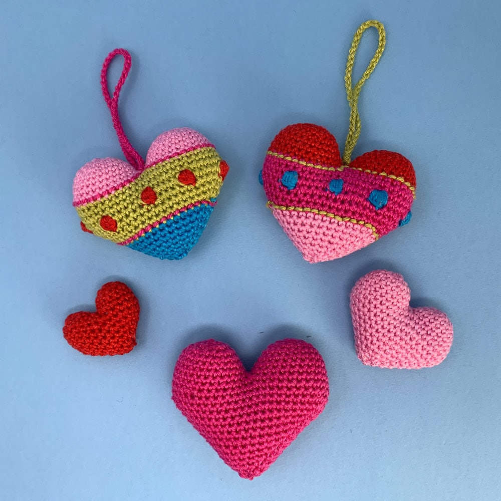 hearts crochet amigurumi pattern