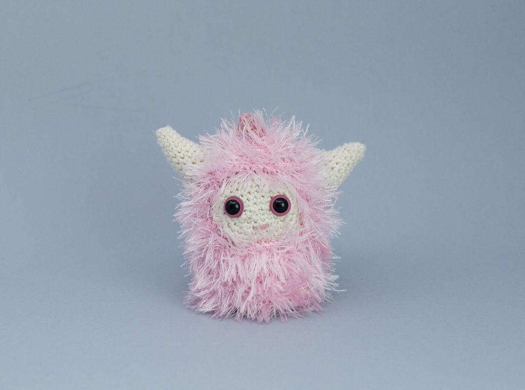 amigurumi crochet pink fluffy monster pattern