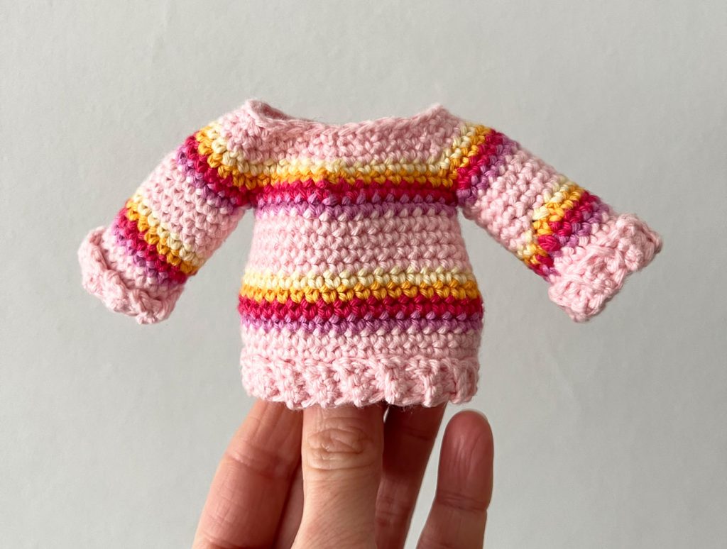 Enid Sinclair doll jumper crochet